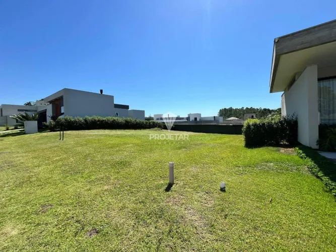 Terreno em Condomínio a venda, Primeira Linha, Criciúma  570 m²