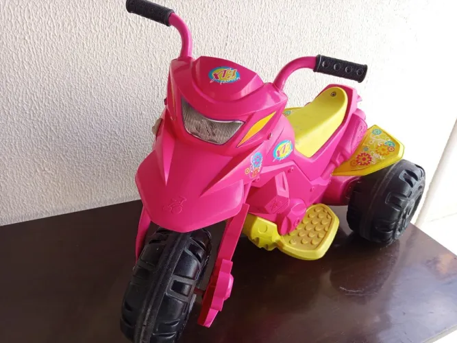 Carro Infantil elétrico 