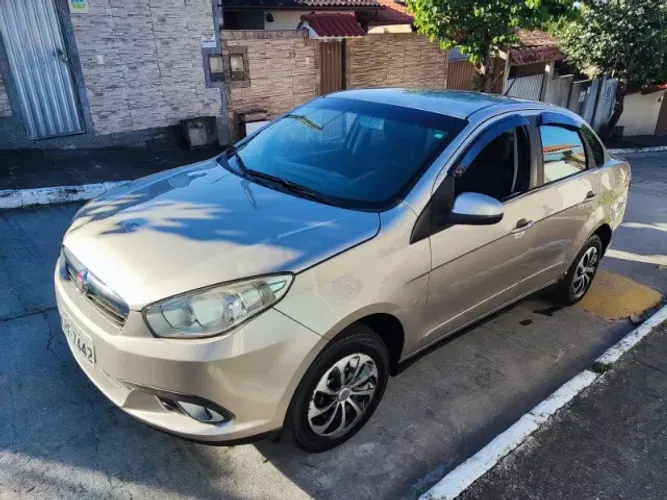 Fiat Grand Siena Attrac. 1.4 EVO F.flex 8V 2014