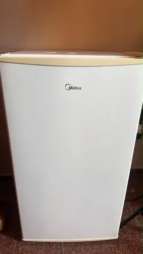 Frigobar Midea