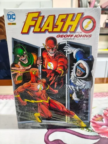 HQ Flash Omnibus volume um Lacrado