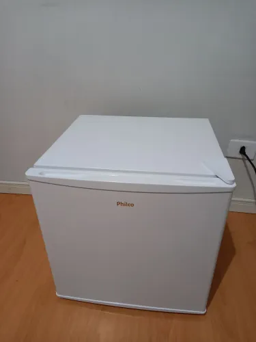 FRIGOBAR PHILCO 45L SEMINOVO - ÓTIMO ESTADO