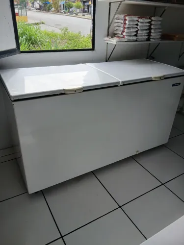 Freezer metalfrio 550LTS