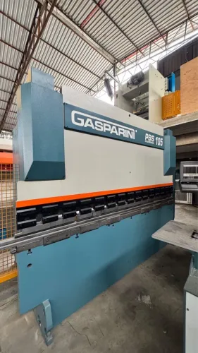 Dobradeira GASPARINI 300x105 Toneladas