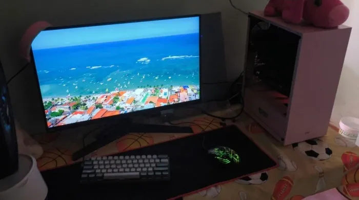 LG UltraGear 24" 144Hz IPS Full HD 1ms - Excelente Estado