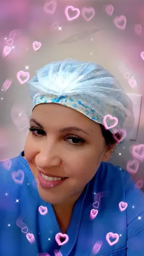 Técnica enfermagem e Cuidadora de Idosos