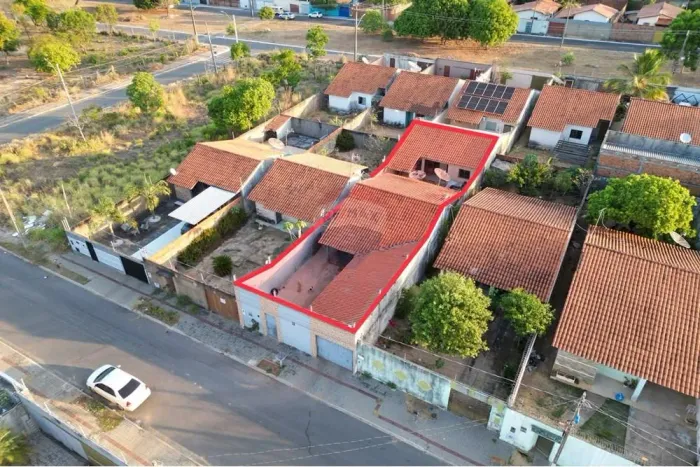 Casa com 2 Suítes à Venda no Setor Ana Maria em Araguaína - TO