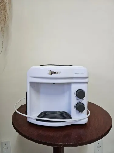 Bebedouro purificador elétrico