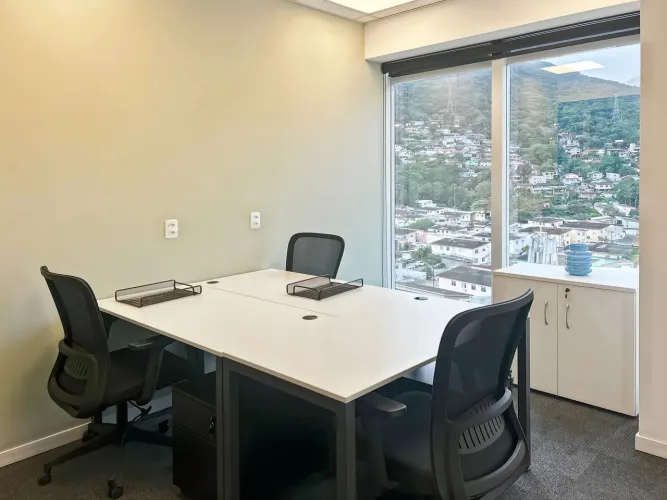 Escritório para alugar para 4 pessoas em Regus Florianópolis, Floripa Shopping