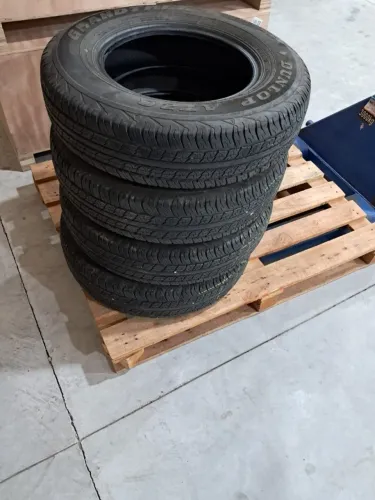Jogo de 4 pneus Dunlop AT20 Grandtrek 195/80R15 do Jimny Sierra