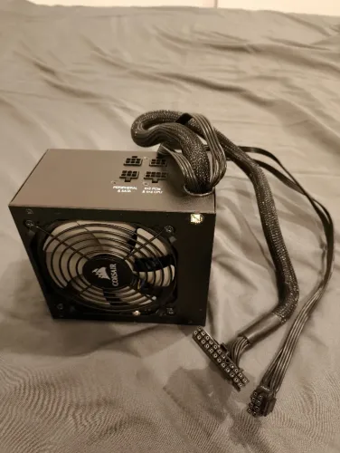 Fonte Corsair TX550M, 550W, 80 Plus Gold, Semi Modular