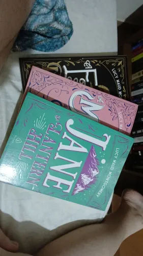 Kit 3 livros Lucy Maud Montgomery - A Menina das Histórias 1 e 2, e Jane de Lantern Hill