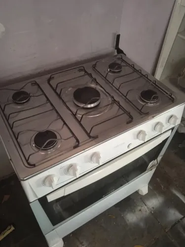 Fogão de 5 bocas automático funcionando tudo certinho