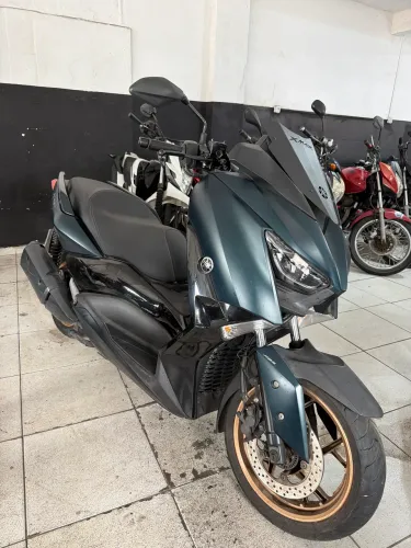 XMax 250 2024 top 