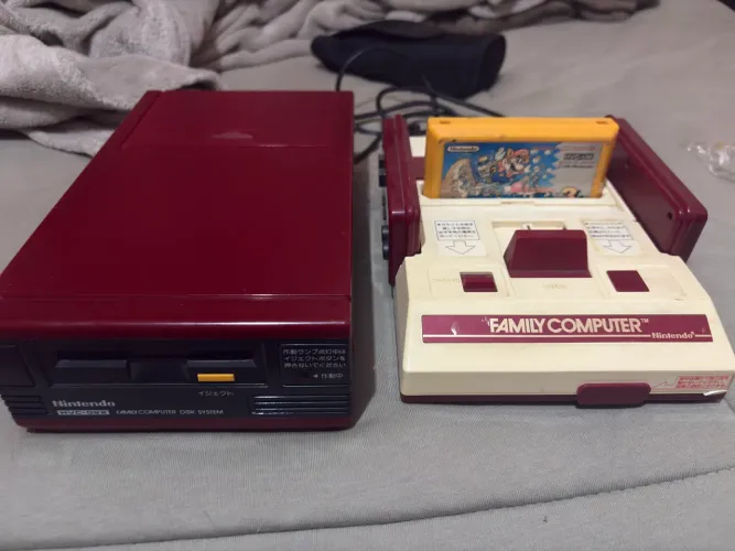 Famicom + Disk system e mario 3