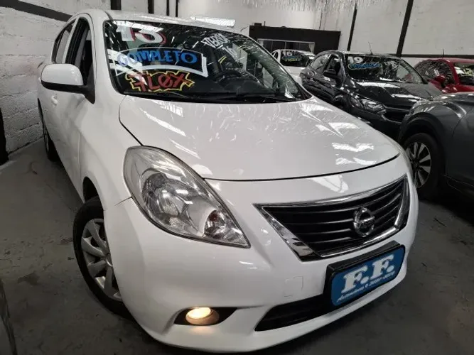Nissan Versa S 1.6 16V Flex Fuel 4P Mec. 2013