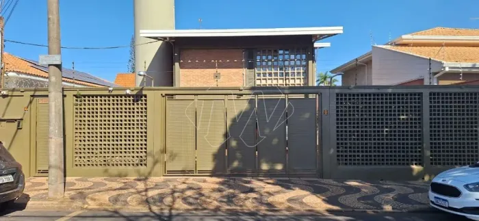 Venda de Casas / Sobrado na cidade de Araraquara