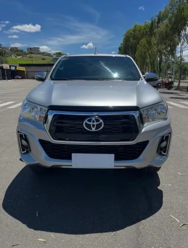 Toyota Hilux CD SRV 4X4 2.8 TDI Diesel Aut. 2018