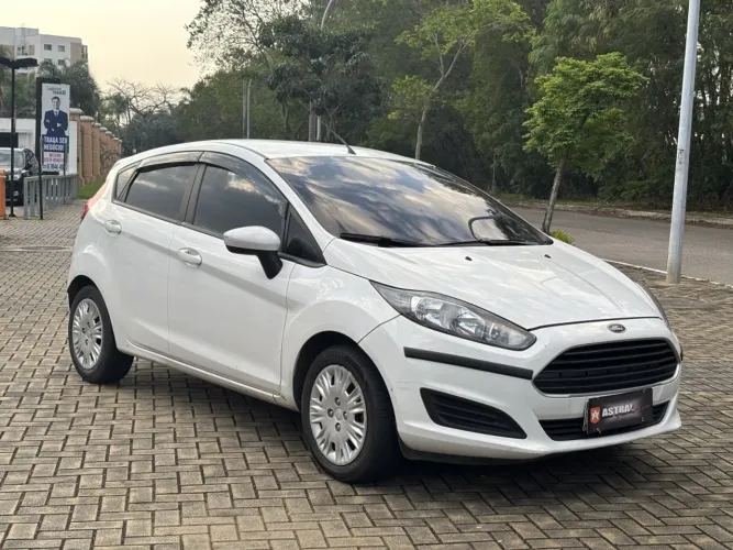 Ford Fiesta 1.5 16V Flex Mec. 5P 2016