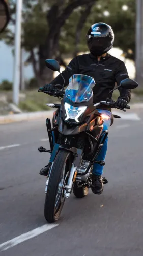 ALUGUEL DE MOTOCICLETA
