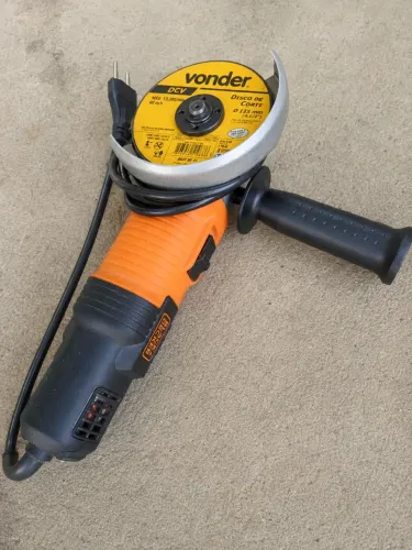 Esmerilhadeira lixadeira angular 920 Black+Decker semi nova + discos e acessórios