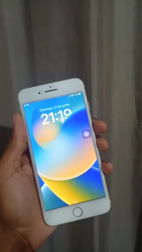 iPhone 8 Plus