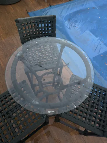 Mesa Bistrô com Tampo de Vidro + 3 Banquetas em Corda Náutica