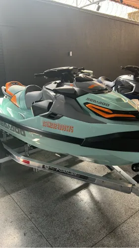 Jet Ski Wake pro 230  - 2024