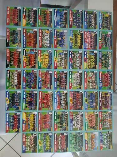 Figurinhas perfilados todas seleçoes