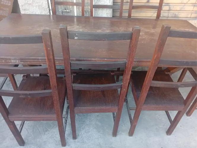 Mesa em madeira sucupira 8 cadeiras 