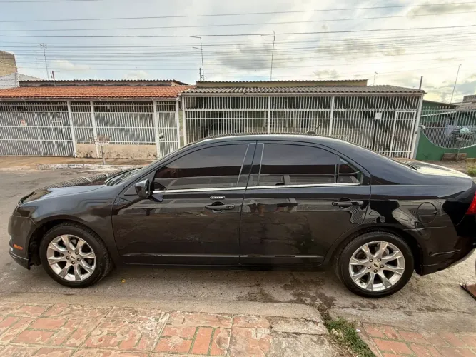 Ford Fusion SEL 3.0 V6 24V 243cv Aut. 2011