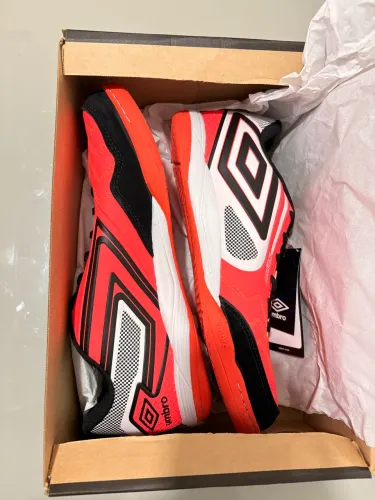 ? Chuteira Umbro Pro 5 Futsal - Nova na Caixa ?