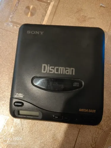 Discman Sony D131 (NO ESTADO)