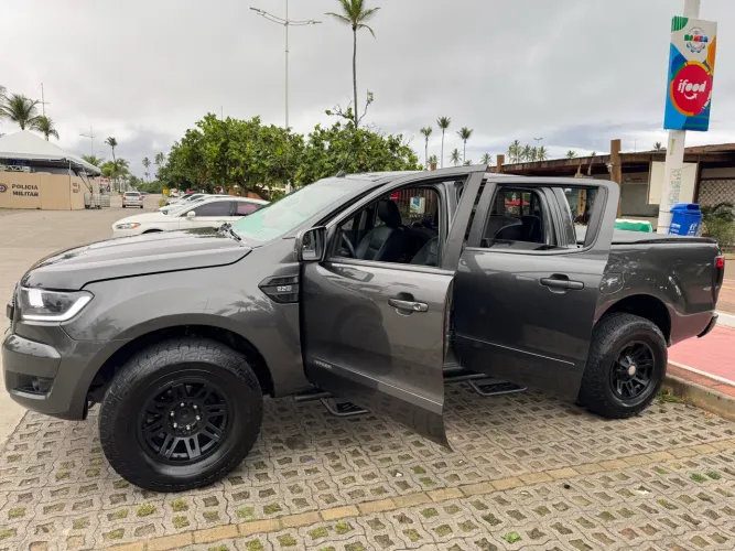 Ford Ranger XLS 2.2 4X2 CD Diesel Aut. 2019