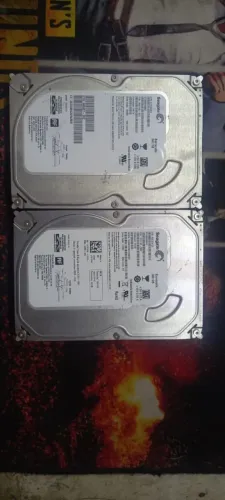 Dois HDs de 500gb de PC descktop funcionando perfeitamente 