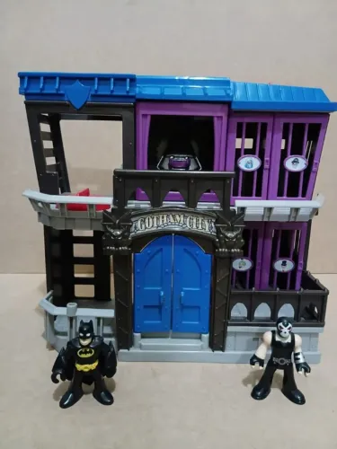 prisão gothan city com bonecos - imaginext