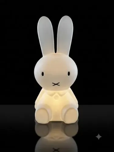 Luminária coelho Miffy de 80cm de altura - do MoMA design store