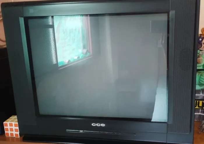 Televisão antiga CCE 21" + conversor digital 
