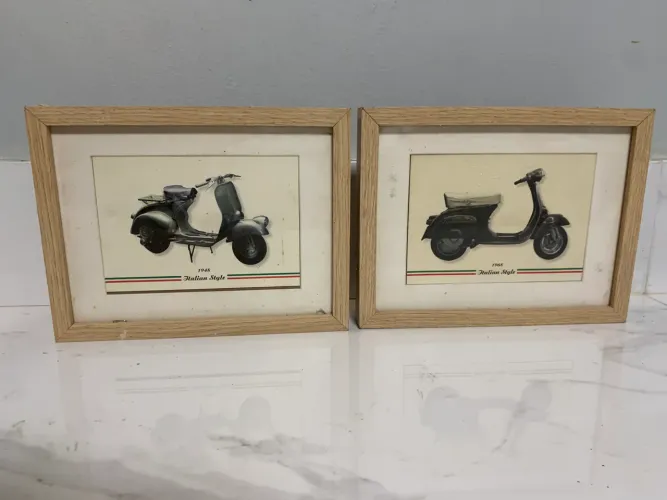 Par de quadros motocicletas antigas