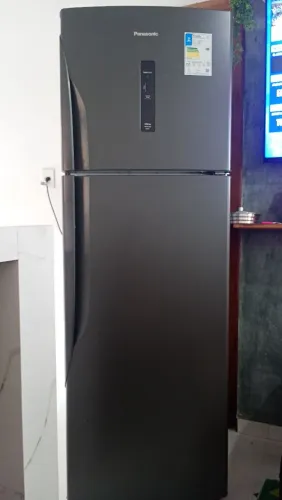 Geladeira Panasonic Frost Free inverter semi nova 450 litros