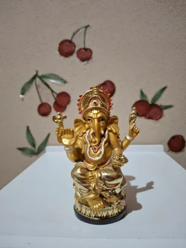 Estátua Ganesha de resina