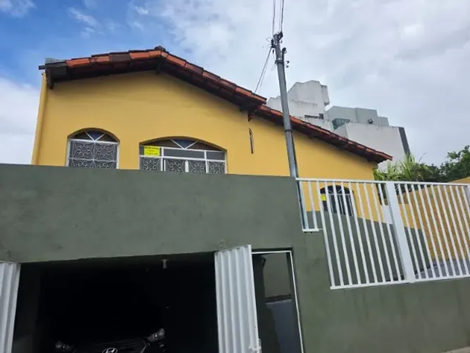  Casa para Aluguel com Amplo Quintal 