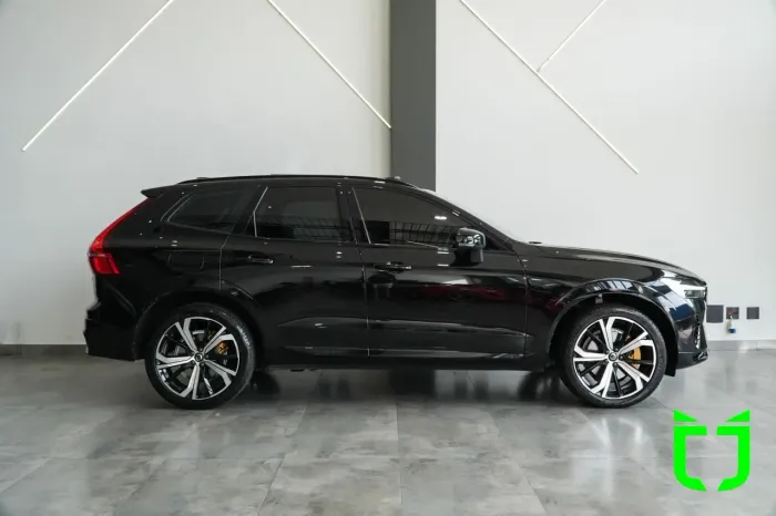 Volvo XC-60 T-8 Ultim.dark 2.0 AWD (híbrido) 2024