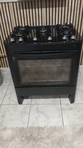 VENDO FOGÃO DE 5 BOCAS MESA DE VIDRO