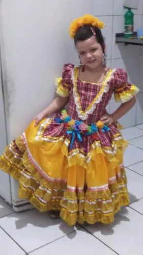 Alugueis de vestidos juninos