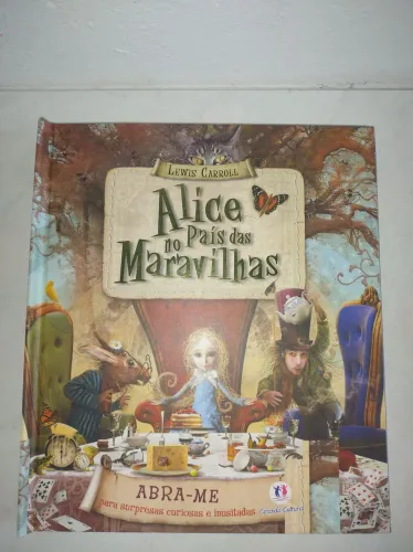 Livro Alice no País das Maravilhas