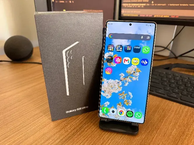 Samsung Galaxy S25 Ultra 256GB Preto - Como novo, com nota fiscal e garantia