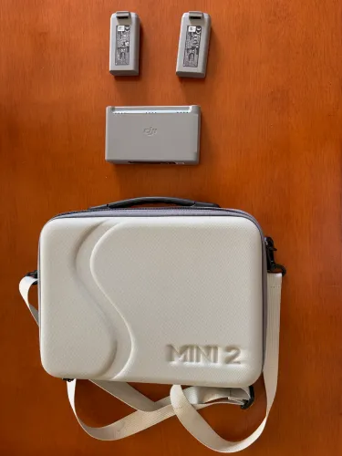 Case/maleta para drone, 2 baterias, carregador.