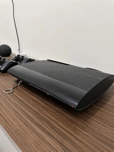 ? PS3 SUPER SLIM 500GB DESBLOQUEADO + 20 MIL JOGOS