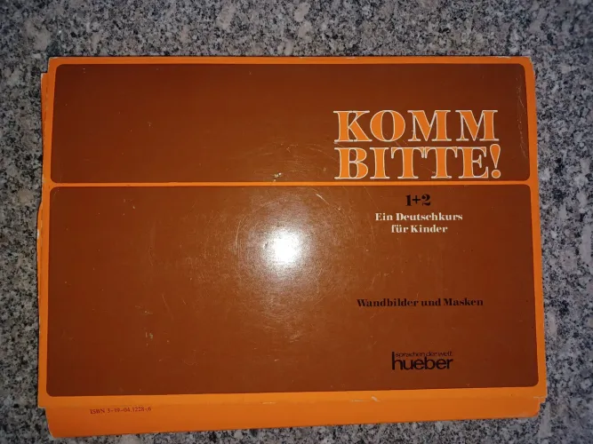 Kit educacional Komm Bitte. Alemão